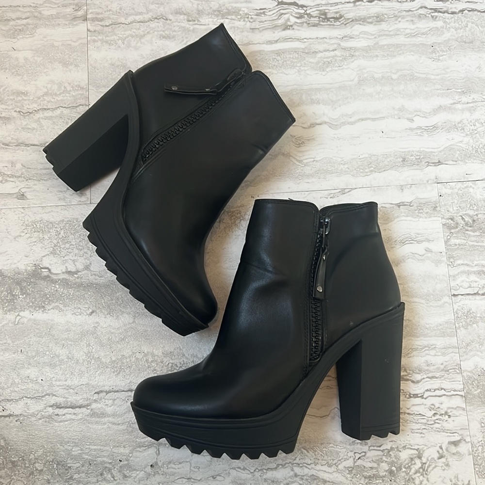 Black Platform Grunge Fashion Boots